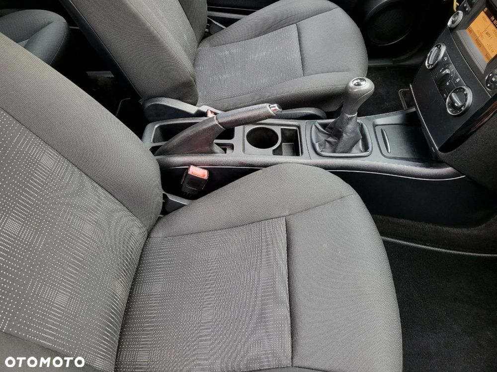 Mercedes-Benz Klasa A - 23