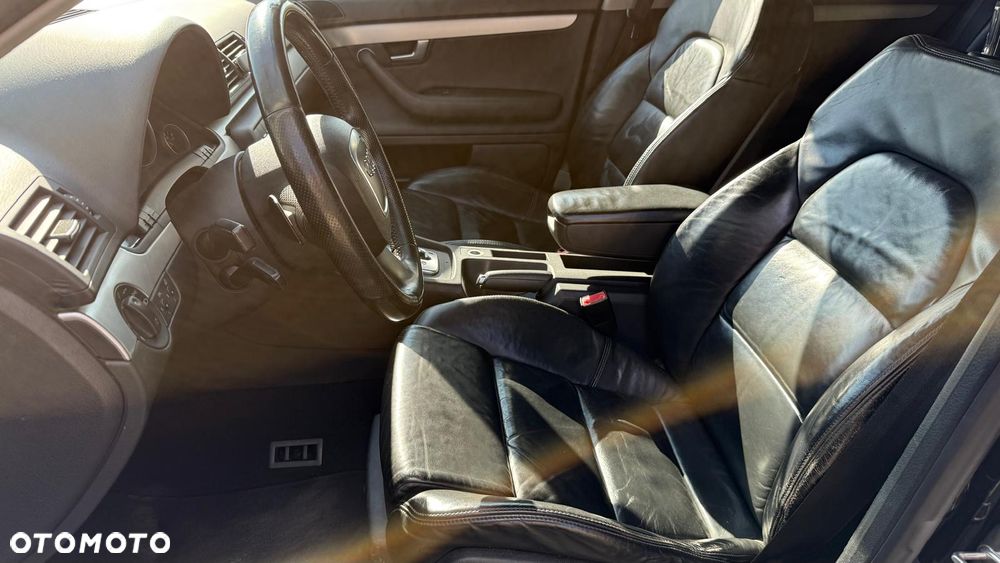 Audi A4 Avant 2.0 T FSI quattro tiptronic - 8