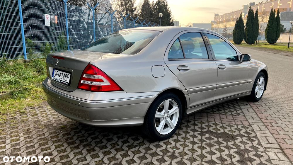 Mercedes-Benz Klasa C - 26