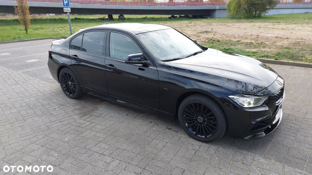 BMW Seria 3 328i xDrive Sport-Aut Luxury Line - 9