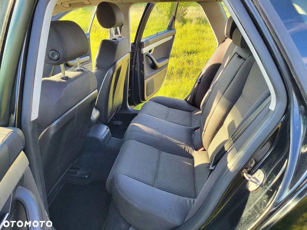 Audi A4 Avant 2.0 TDI DPF multitronic - 16