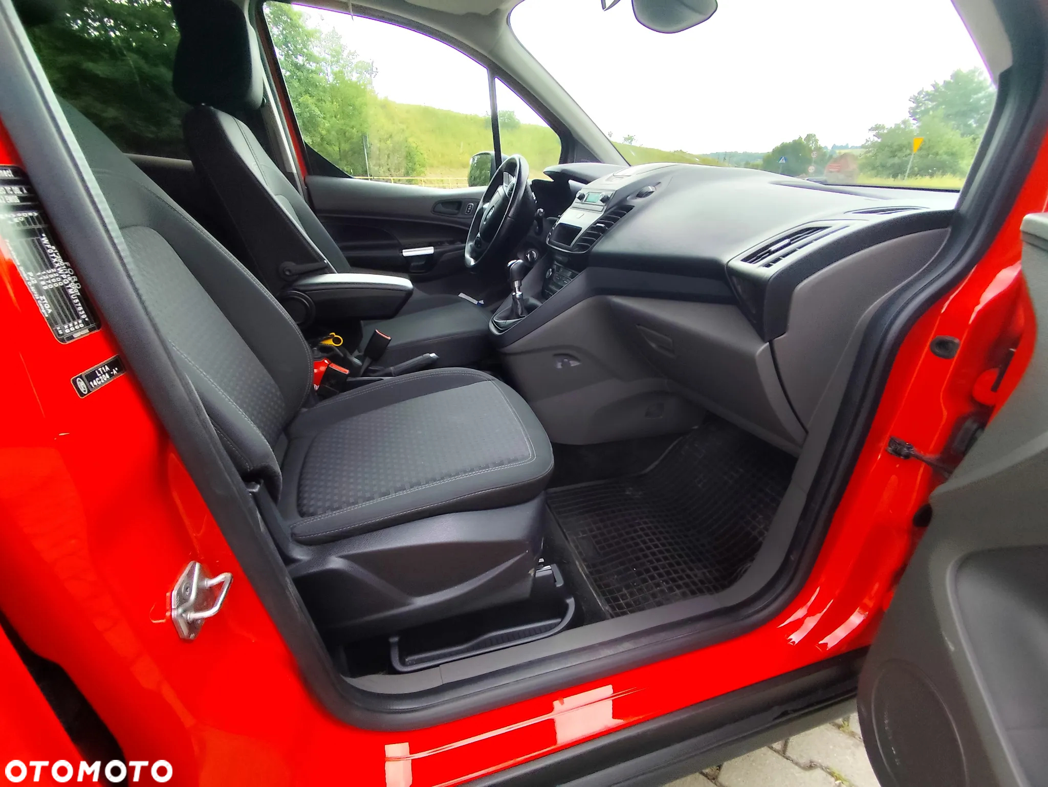 Ford Tourneo Connect 1.5 EcoBlue Active - 21