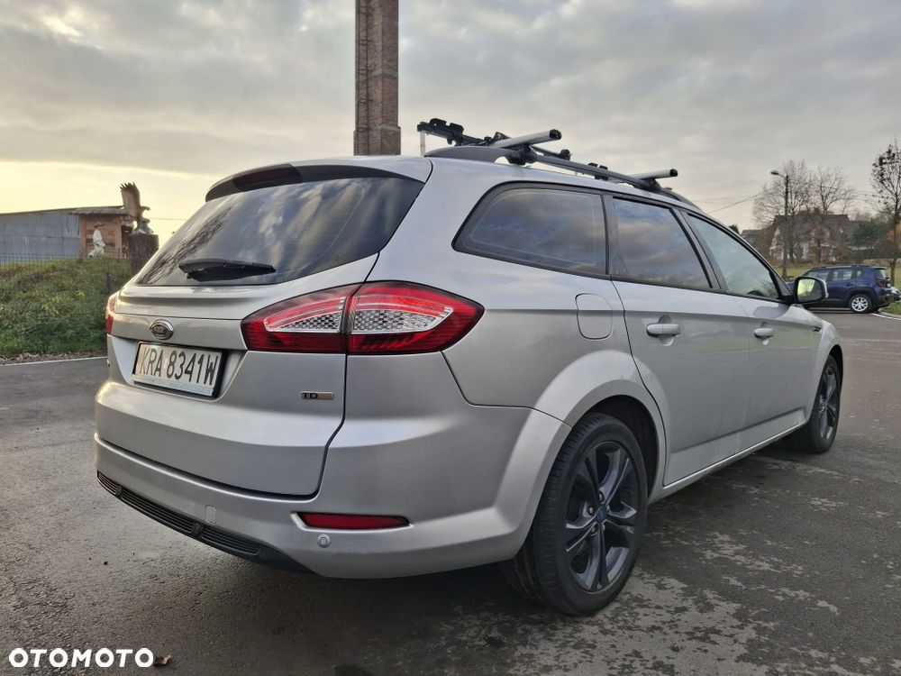 Ford Mondeo - 1