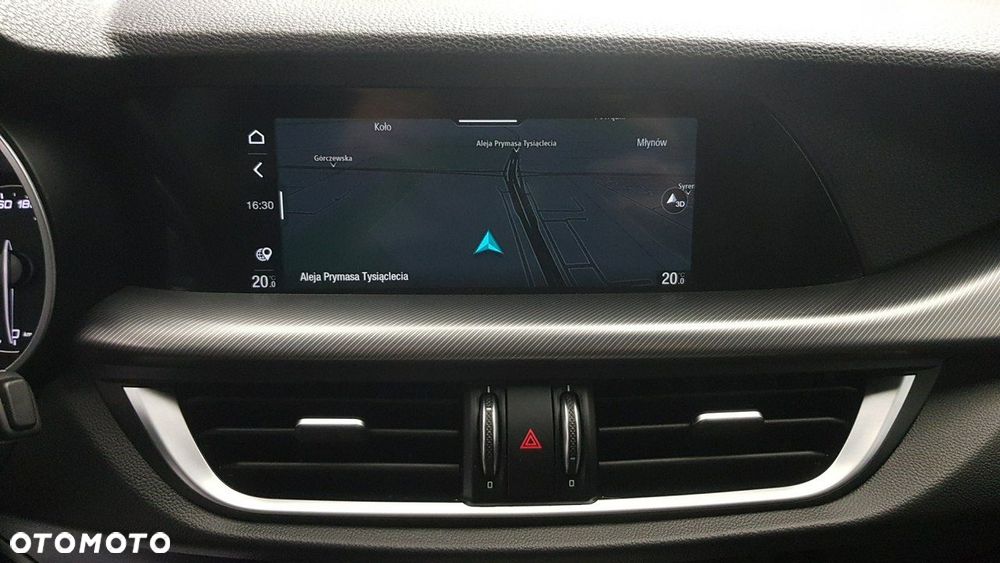 Alfa Romeo Stelvio - 25