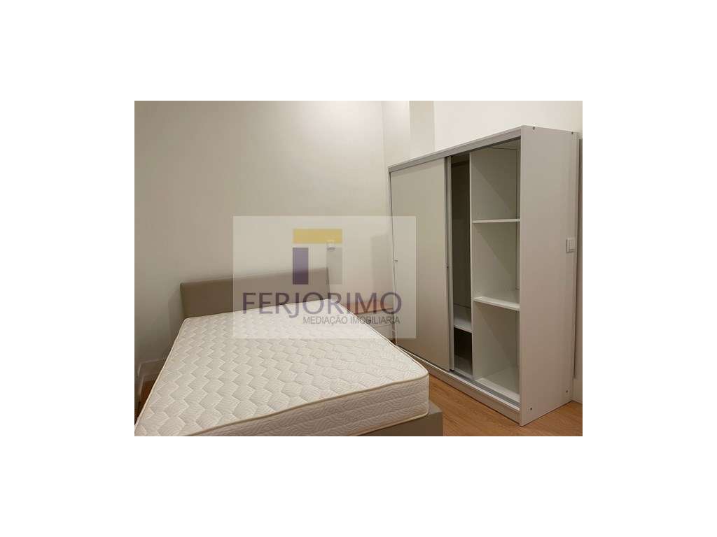 PRÉDIO HABITACIONAL CENTRO DA CIDADE - Grande imagem: 4/7