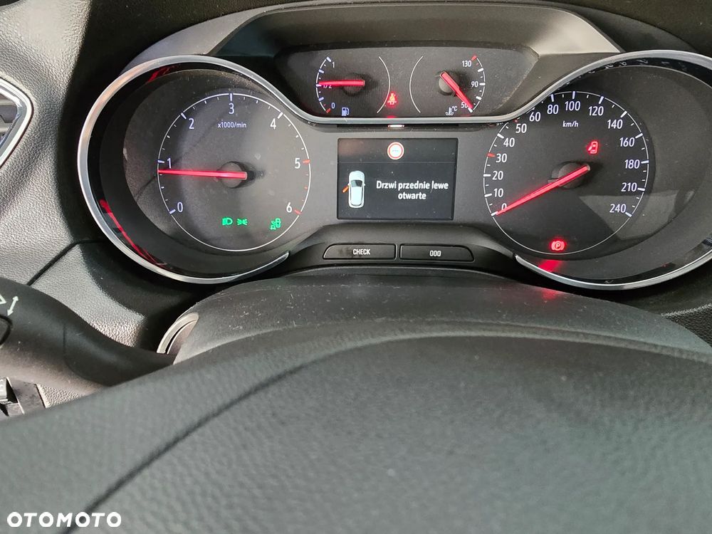 Opel Grandland X 1.5 D Start/Stop Business INNOVATION - 31