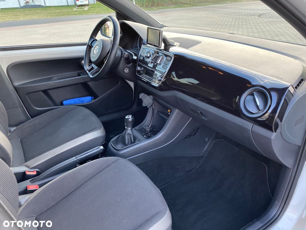 Volkswagen up! 1.0 street - 10