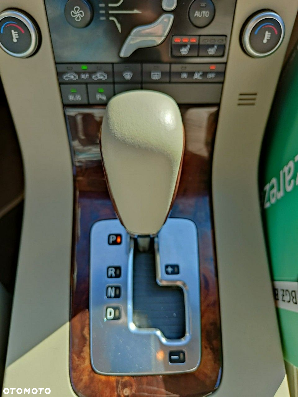 Volvo XC 70 T6 AWD Kinetic - 29