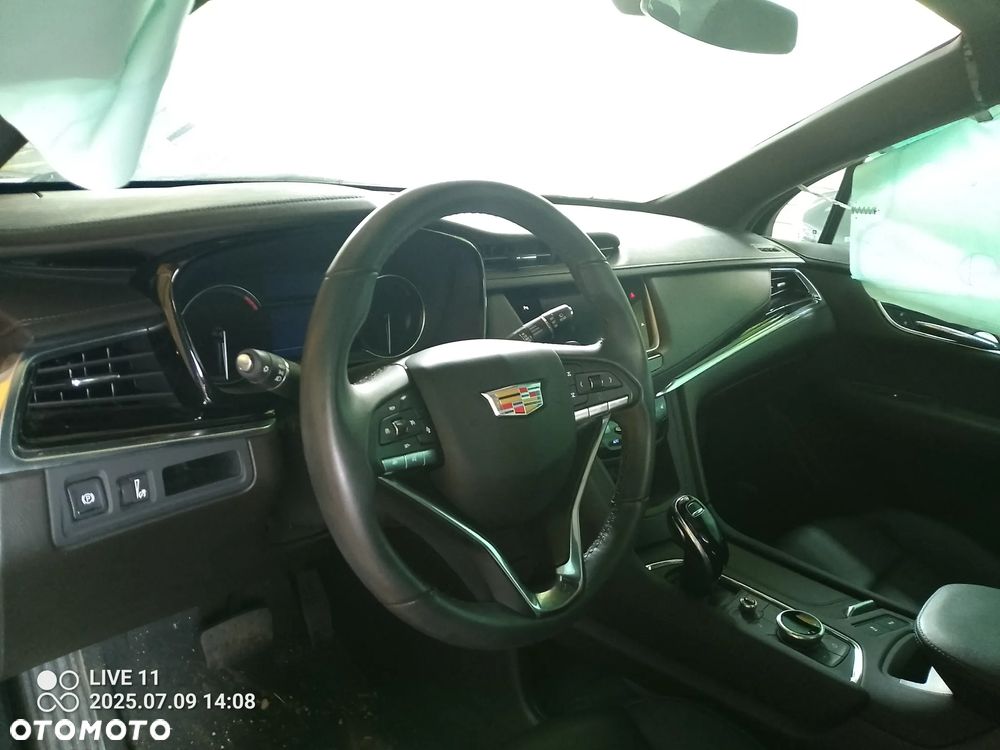 Cadillac XT6 - 11