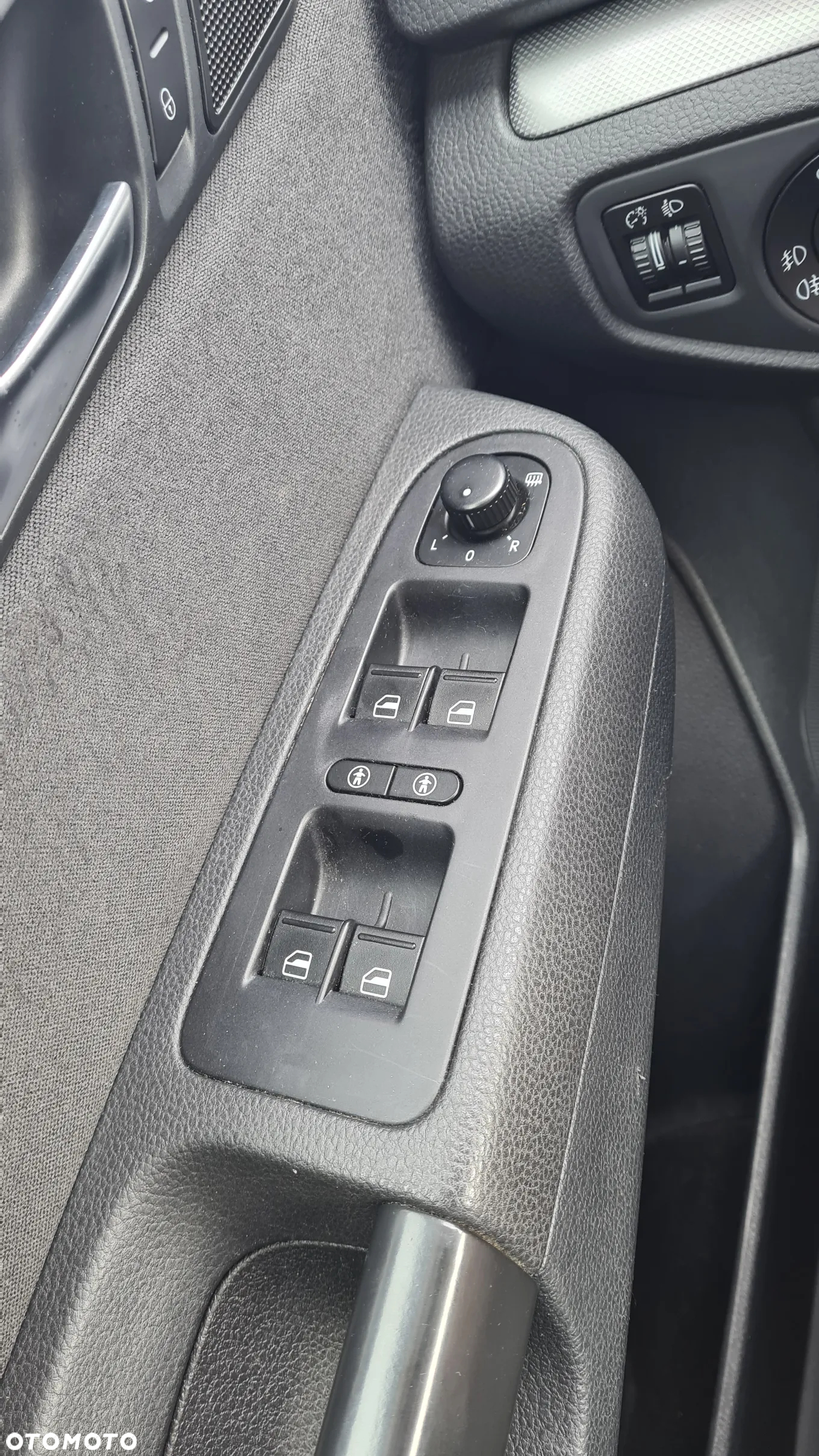 Volkswagen Sharan - 23