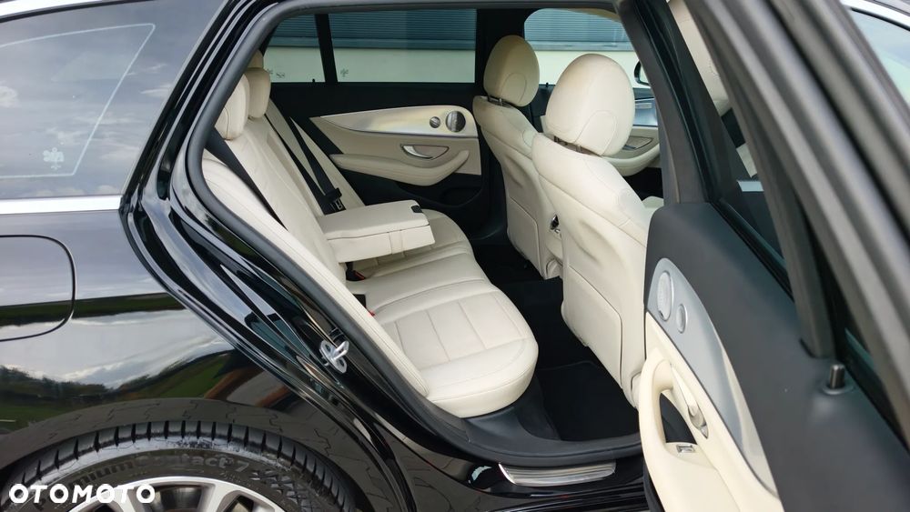 Mercedes-Benz Klasa E 300 d 9G-TRONIC Avantgarde - 13