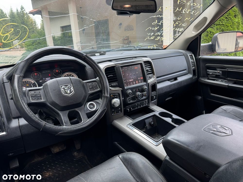 Dodge RAM 1500 5.7 4x4 - 17