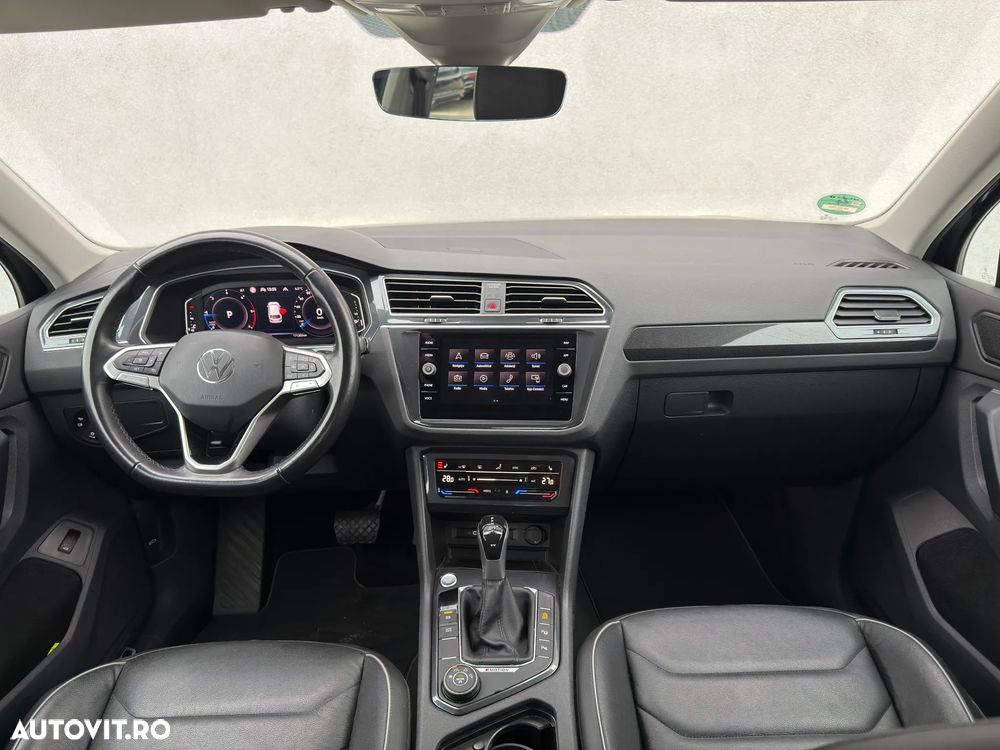 Volkswagen Tiguan 2.0 TDI SCR 4MOTION DSG Elegance - 26
