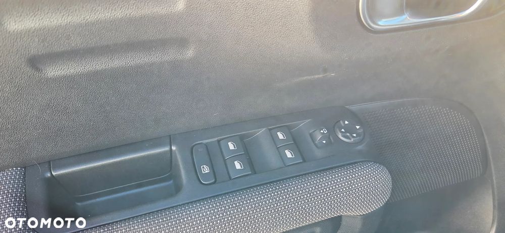 Citroën C3 Aircross 1.2 PureTech Shine S&S - 17