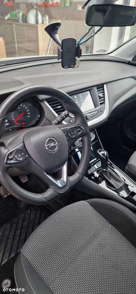Opel Grandland X 1.2 T GPF Enjoy S&S - 9