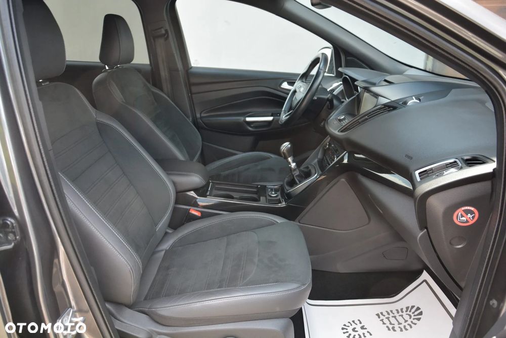 Ford Kuga 1.5 EcoBoost FWD ST-Line ASS GPF - 23