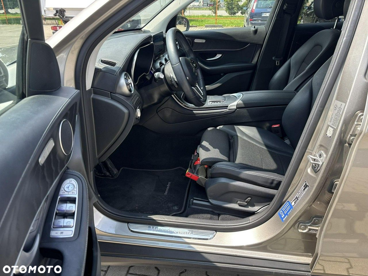 Mercedes-Benz GLC 200 d 4-Matic - 11