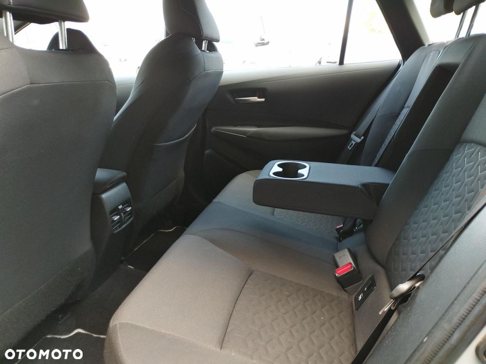 Toyota Corolla 1.8 Hybrid Comfort - 13