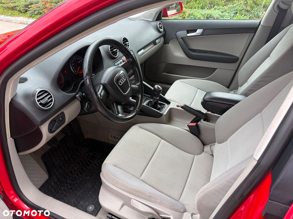 Audi A3 Sportback 2.0 TDI DPF Quattro Attraction - 13