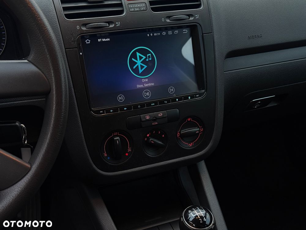 Volkswagen Golf - 9