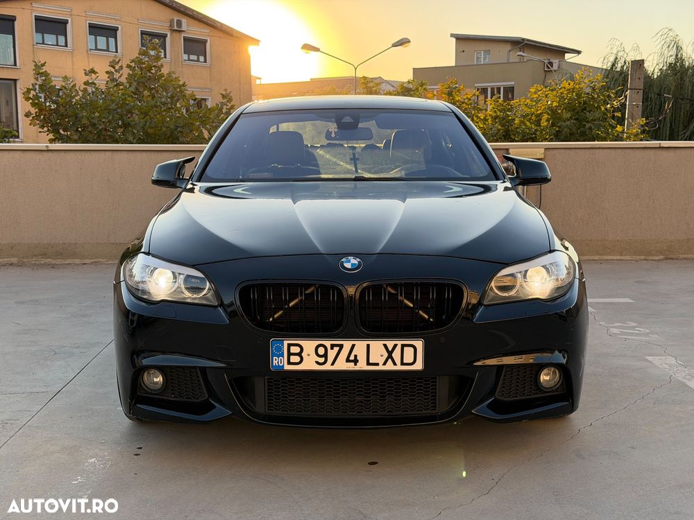 BMW Seria 5 520d Sport-Aut. - 9