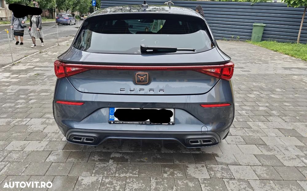 Cupra Leon 1.5 eTSI DSG MHEV - 4