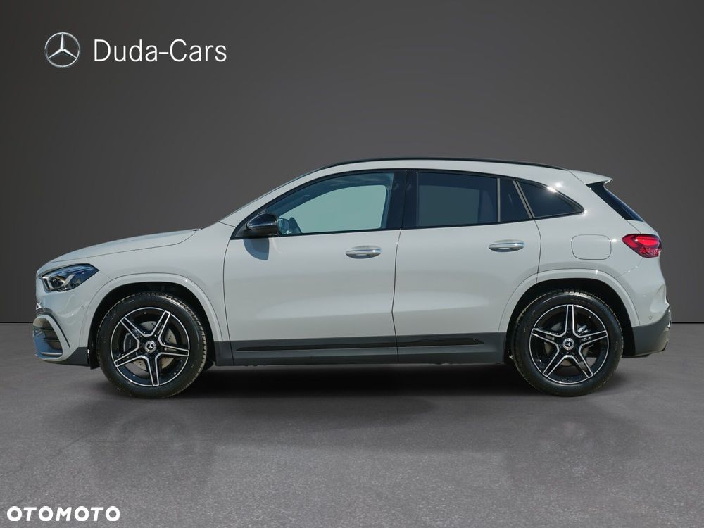Mercedes-Benz GLA 200 d AMG Line 8G-DCT - 4