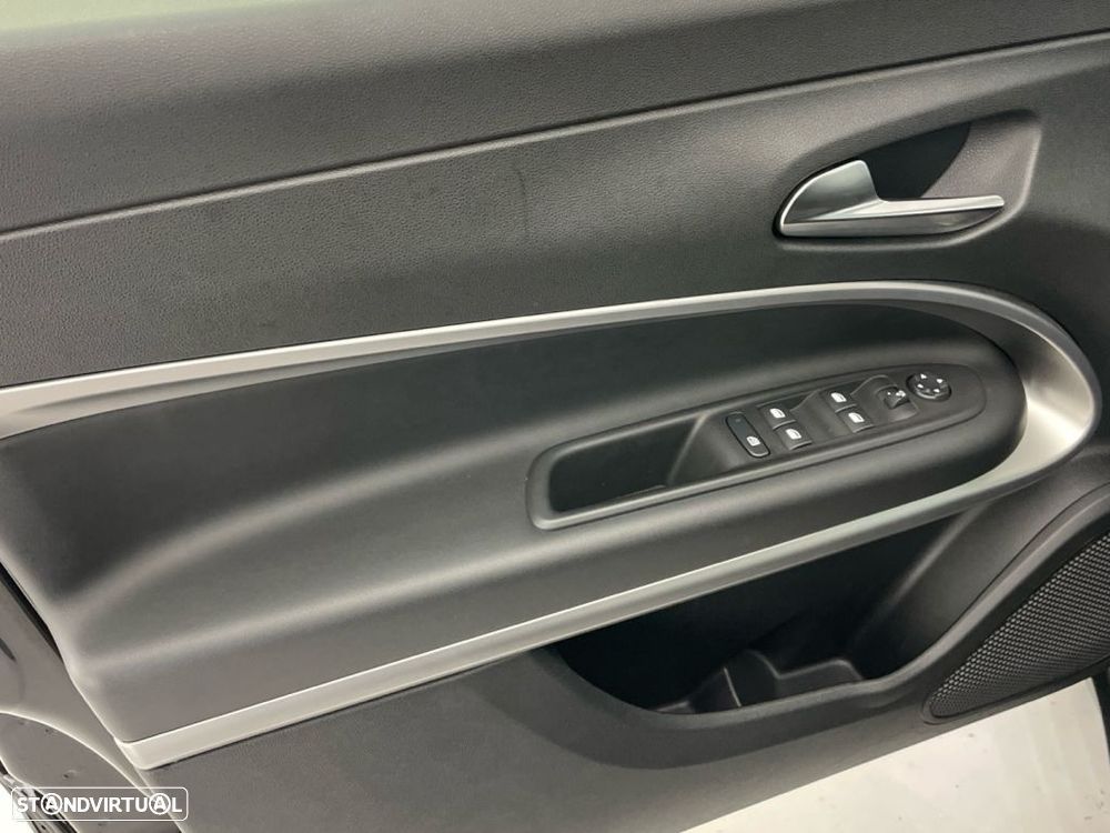 Jeep Avenger 1.2 GSE T3 Altitude - 18