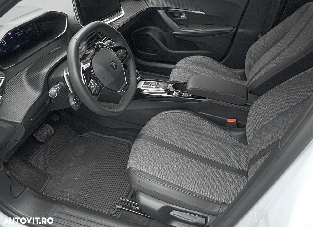 Peugeot 2008 1.2 PureTech EAT8 STT Allure Pack - 12