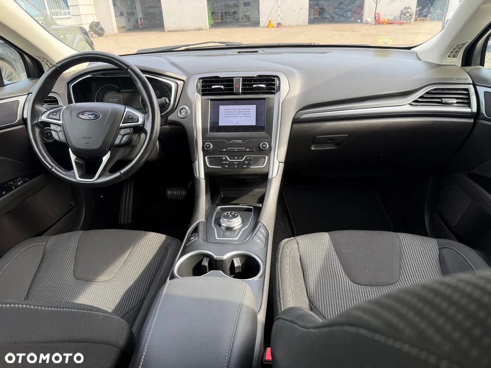 Ford Mondeo - 9