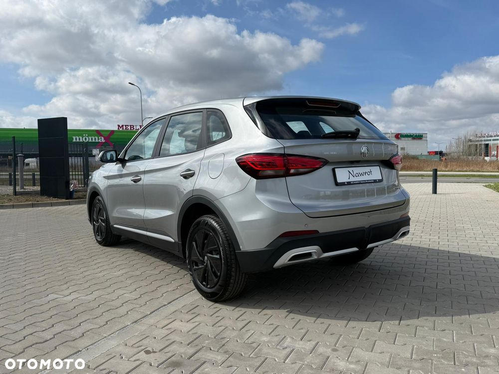MG ZS - 4