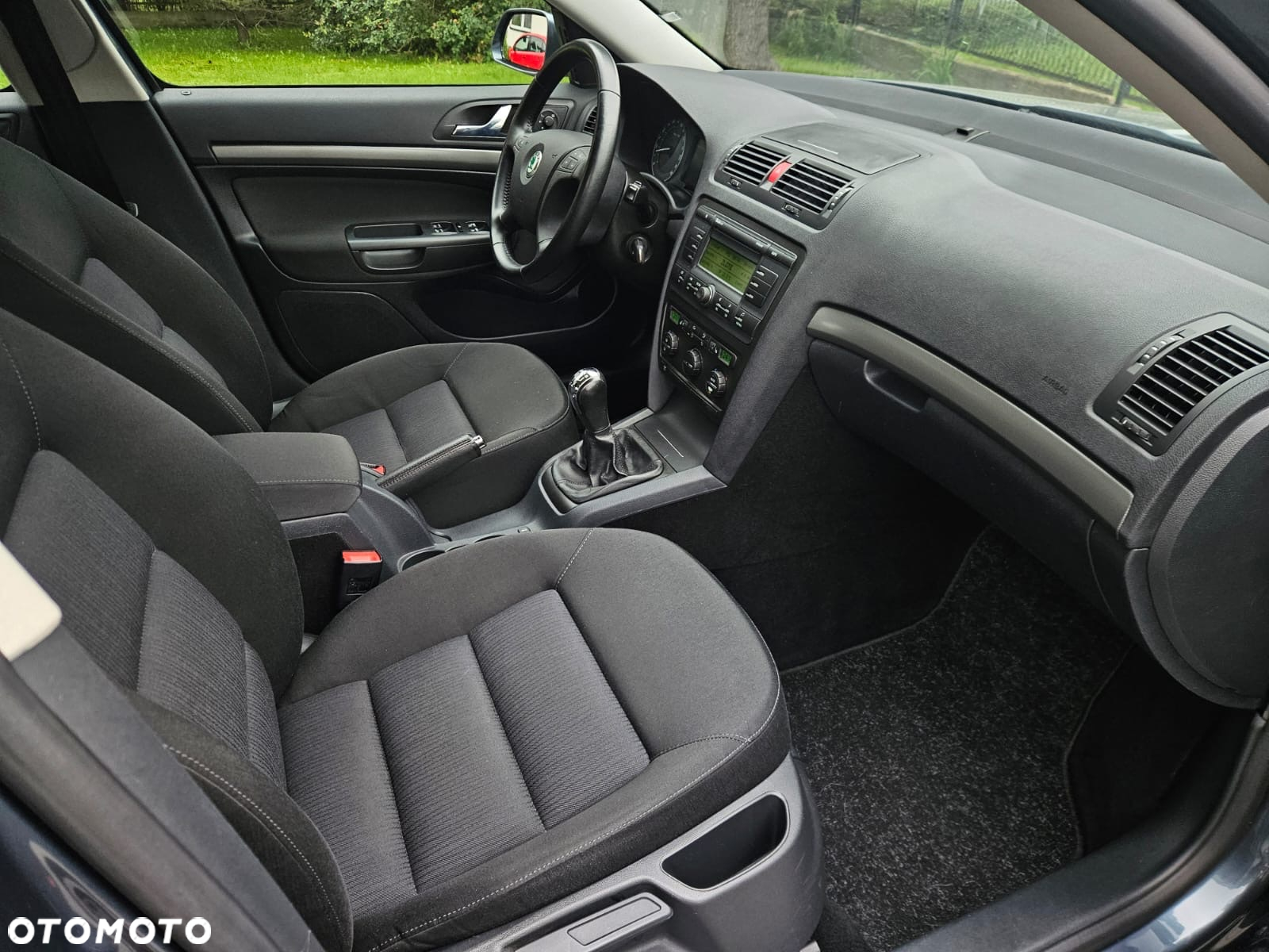 Skoda Octavia 1.6 - 23