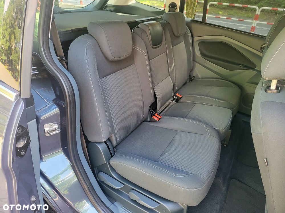 Ford Grand C-MAX 2.0 TDCi Titanium - 17