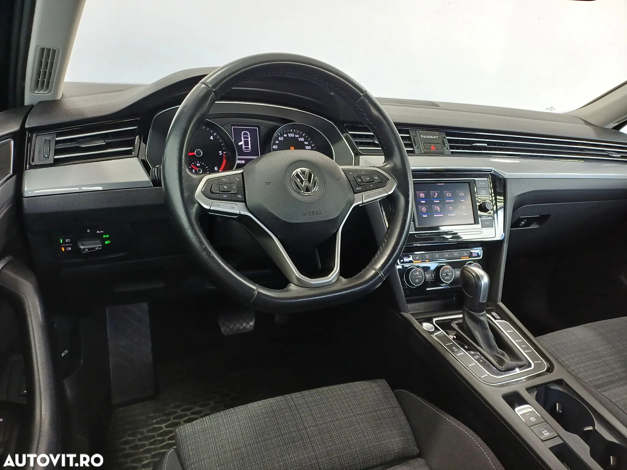 Volkswagen Passat 2.0 TDI DSG Comfortline - 7