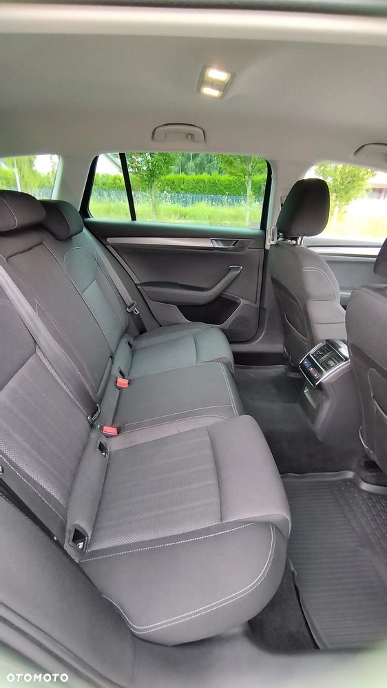 Skoda Superb 1.5 TSI Style DSG - 18