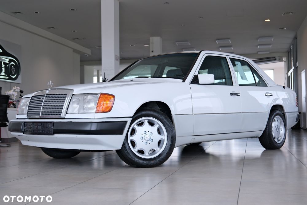 Mercedes-Benz W124 (1984-1993) - 18