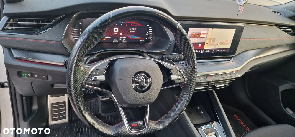 Skoda Octavia 2.0 TDI RS DSG - 15