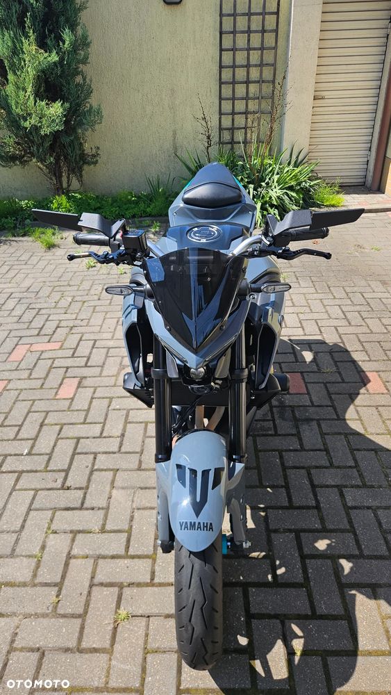 Yamaha MT - 8