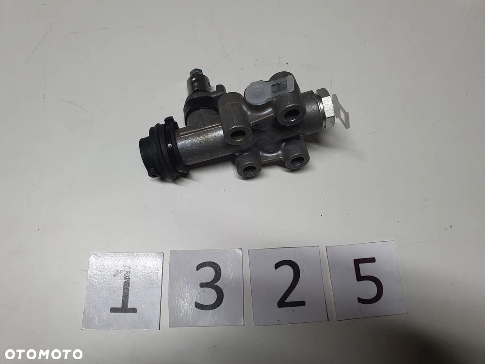 Zawór poziomujący MAN F/L/M2000 Knorr-Bremse SV1411, I98290 - 3