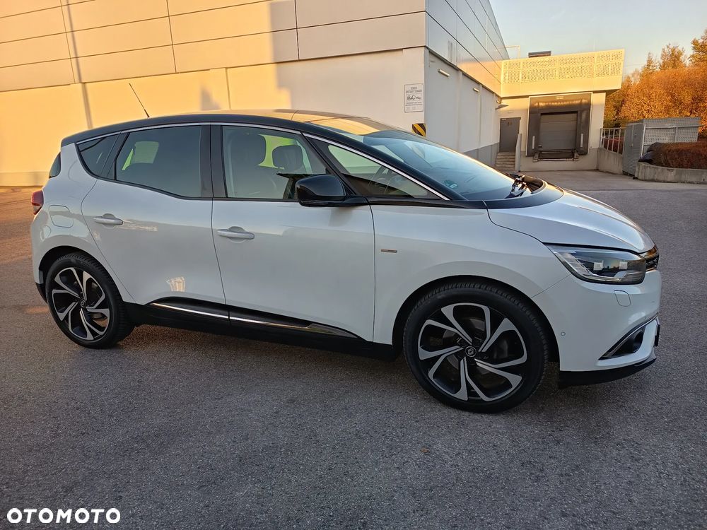 Renault Scenic TCe 140 GPF EDC BOSE EDITION - 11