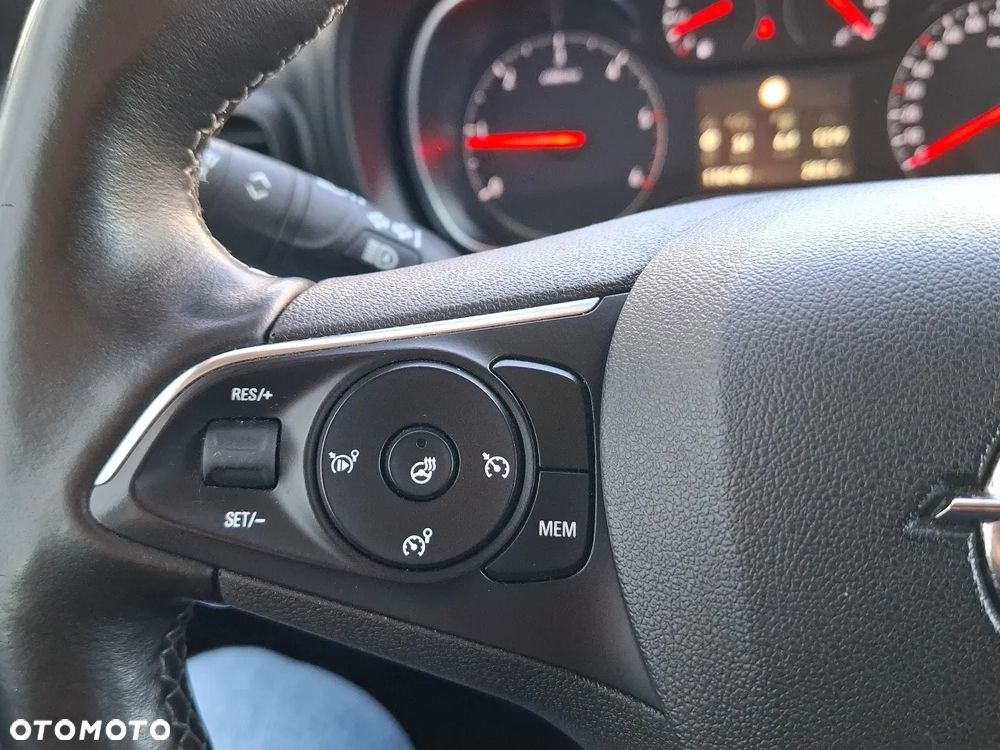 Opel Combo 1.5 CDTI Enjoy S&S - 23