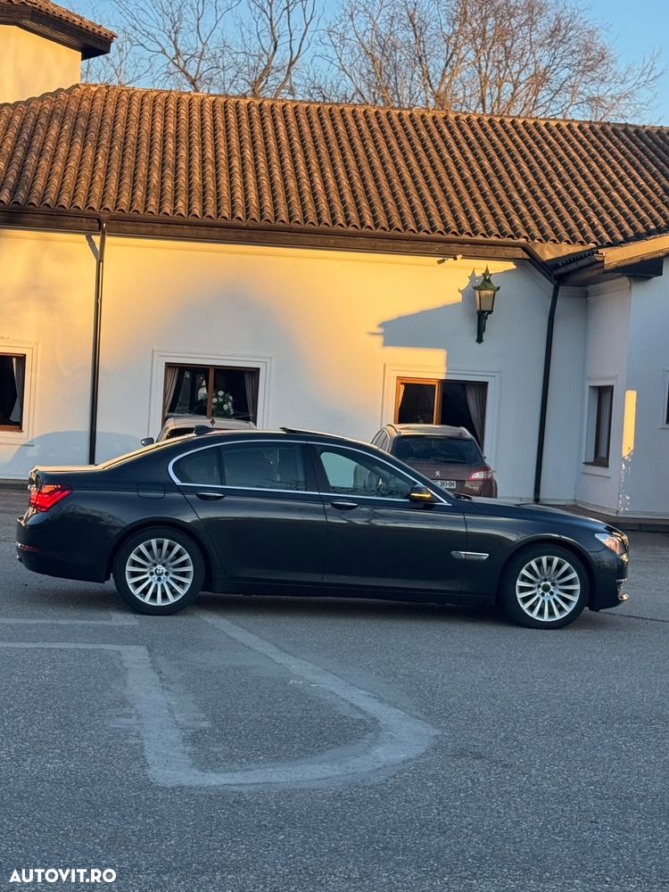 BMW Seria 7 730d xDrive - 3