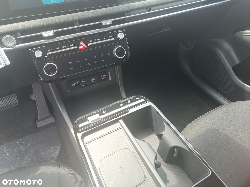 Hyundai Tucson 1.6 T-GDi HEV Smart 2WD - 9
