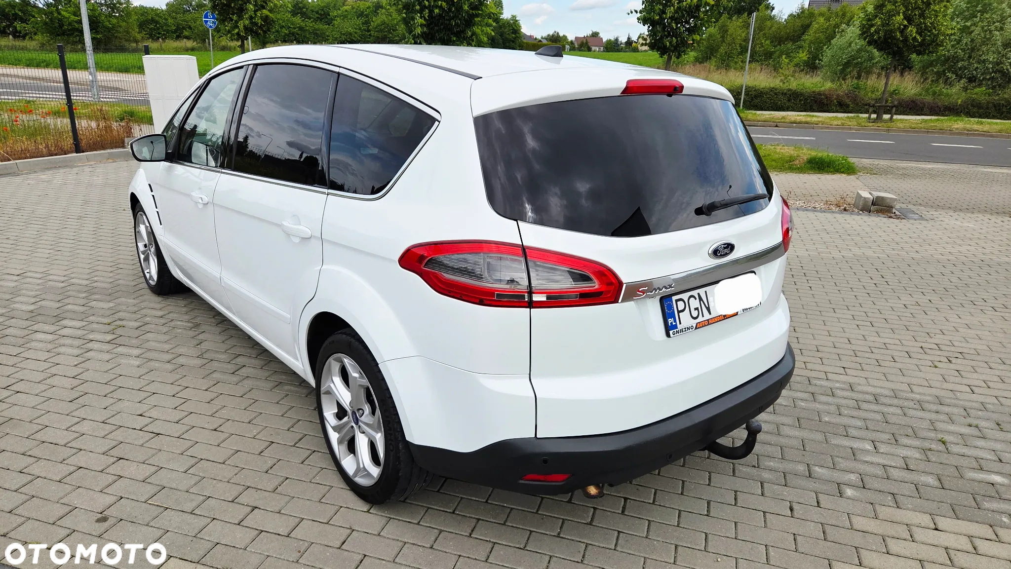 Ford S-Max 2.0 TDCi DPF Titanium - 8