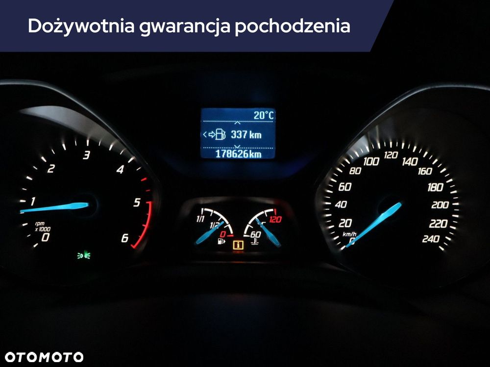 Ford Focus SW - 13