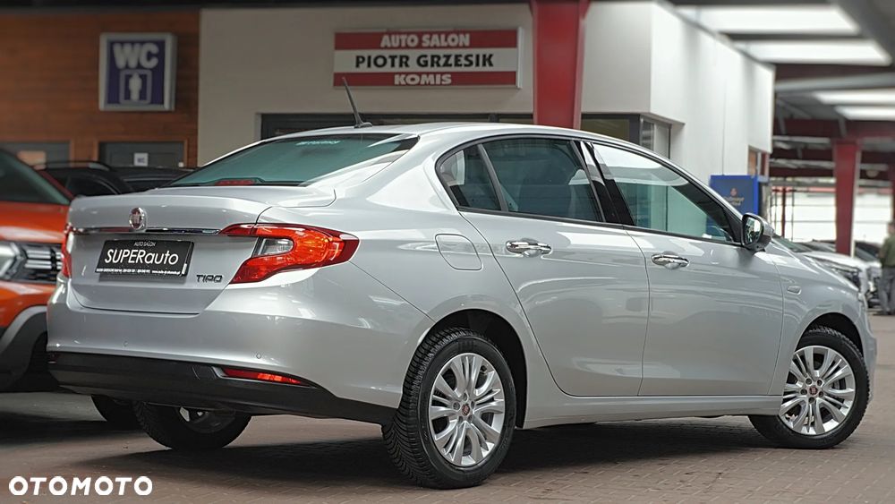 Fiat Tipo 1.4 16v Lounge EU6d - 12