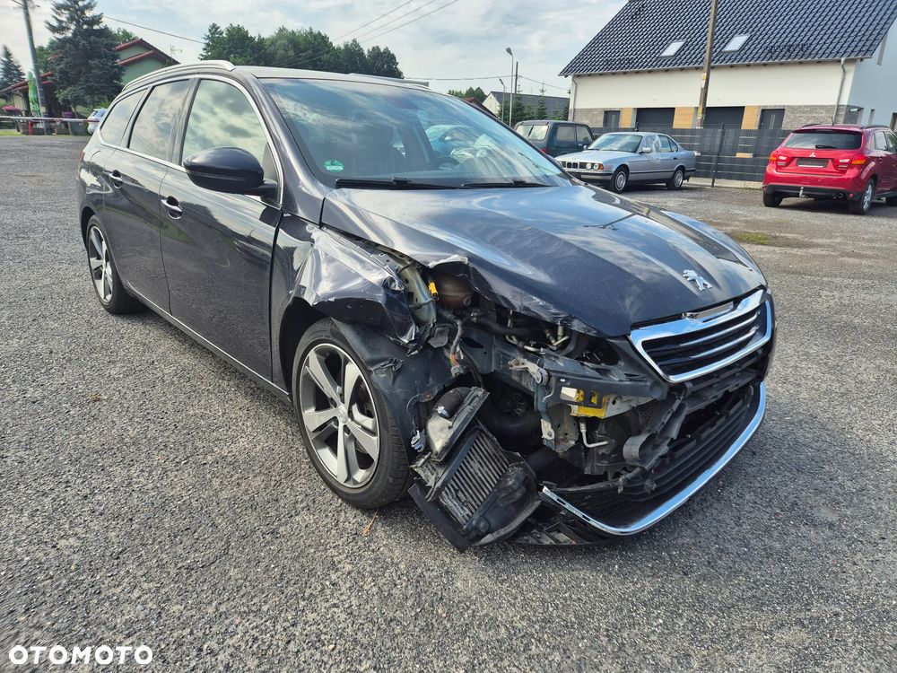 Peugeot 308 BlueHDi 150 EAT6 Stop & Start Allure - 2