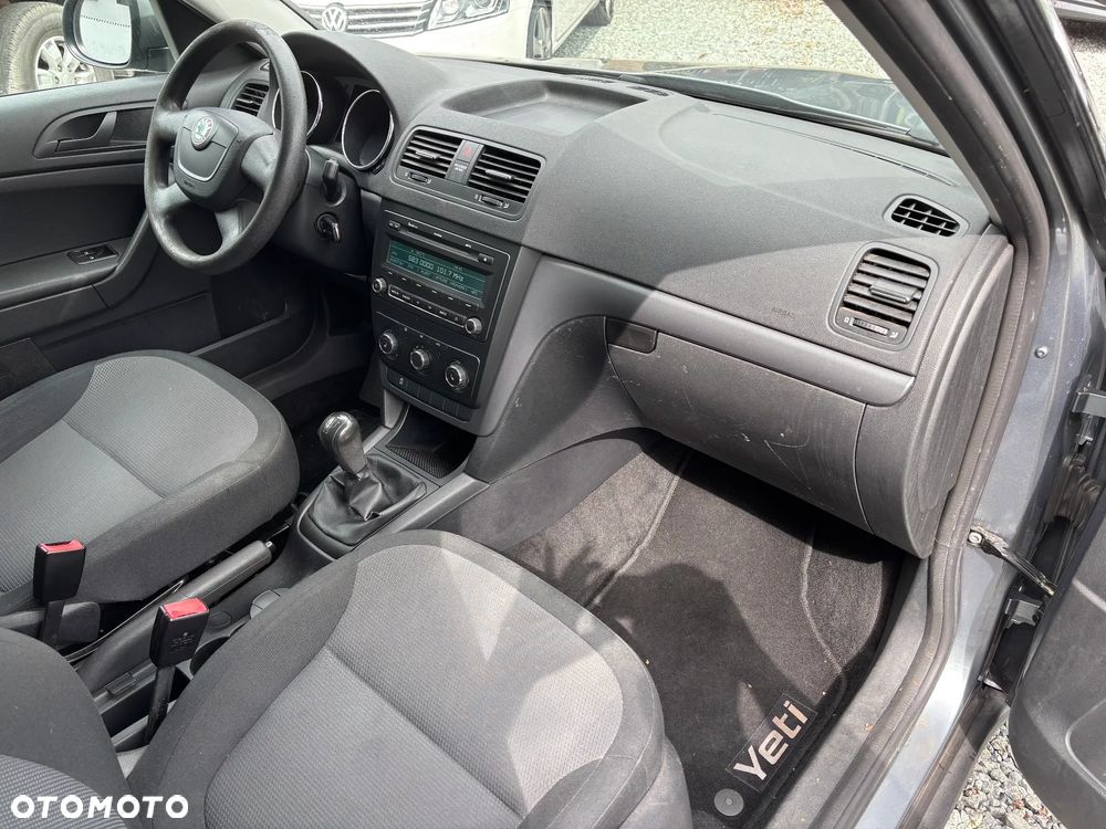 Skoda Yeti 2.0 TDI Active - 22