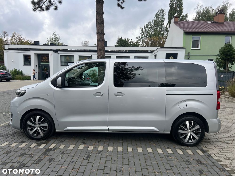 Toyota ProAce Kombi 2.0 D-4D Medium 2,8t - 8