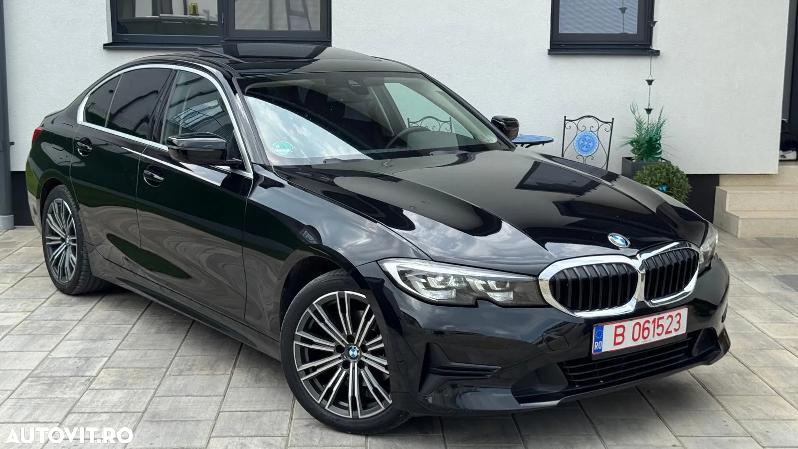 BMW Seria 3 320i Aut. Luxury Line - 10